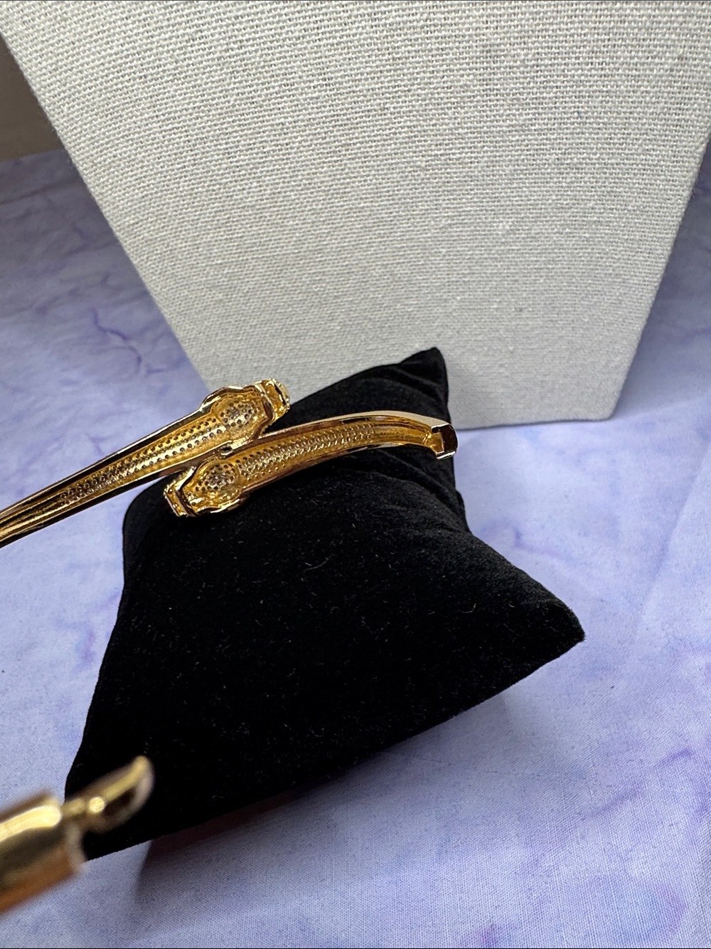 Gold Crystal Panther Head Cuff Bracelet NWOT - Picture 3 of 7